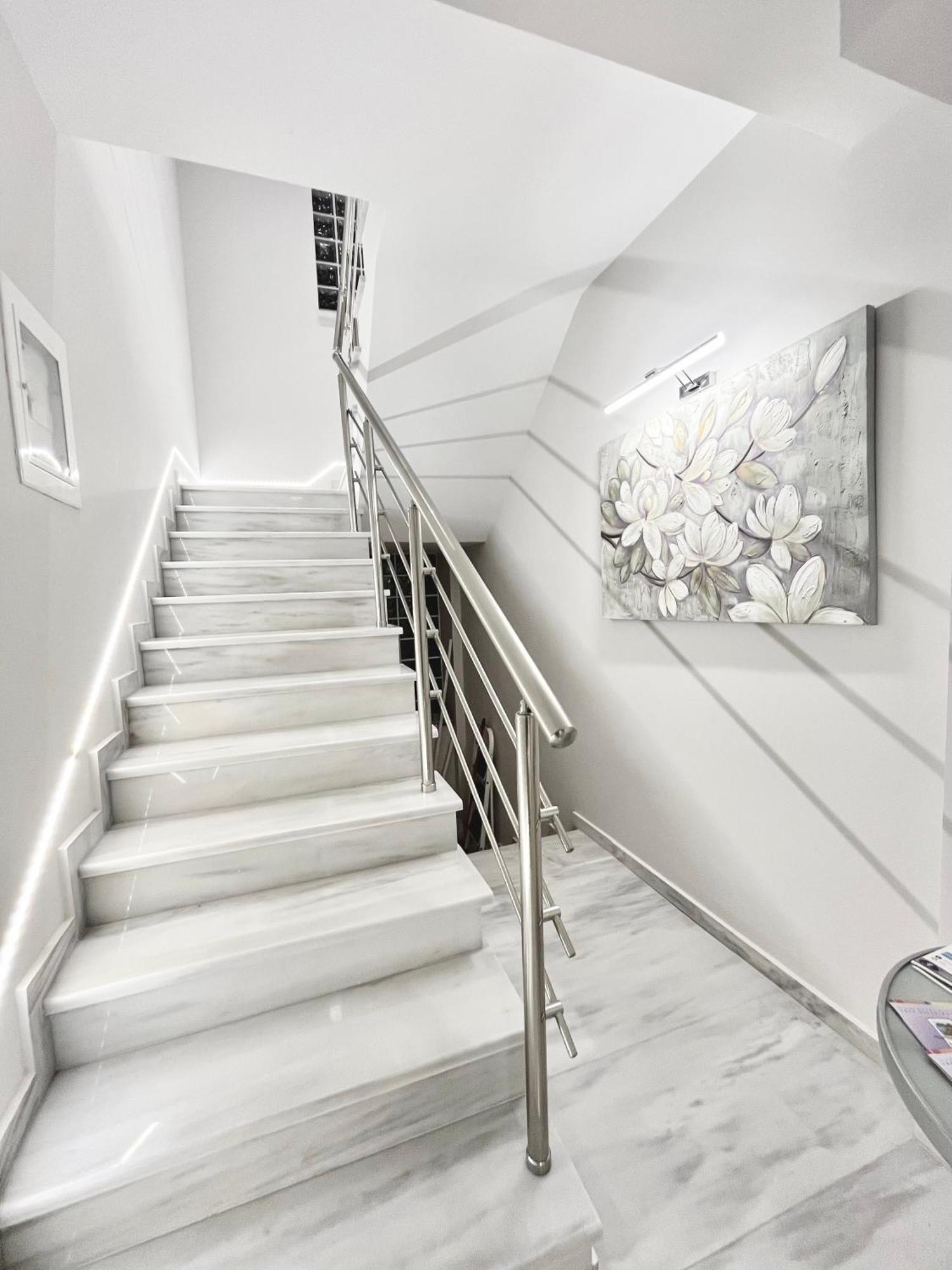Blueline Apartment 2 Loutraki  Eksteriør bilde