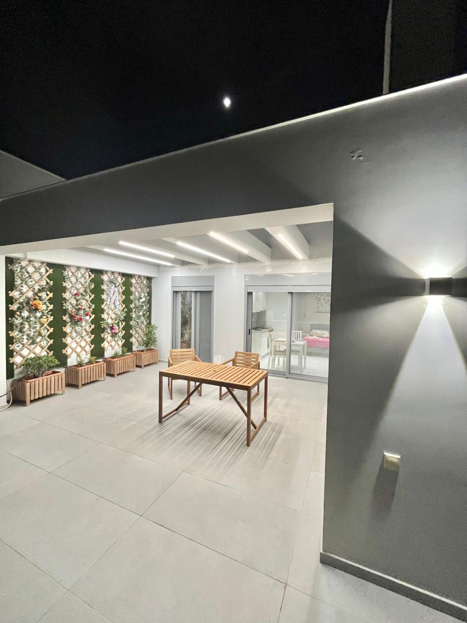 Blueline Apartment 2 Loutraki  Eksteriør bilde